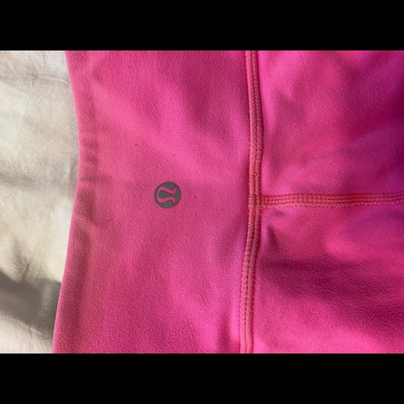 Lululemon hot pink crop leggings - Picture 2 of 7